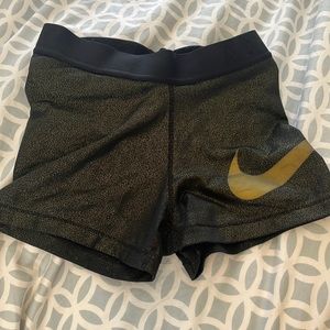 Nike Pro